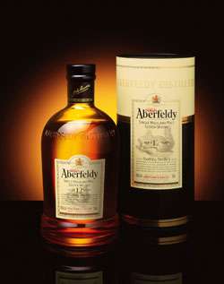 Aberfeldy Single Malt Scotch 12 year Old Photo